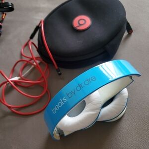 Beats by Dre Vibrant Blue Headphones